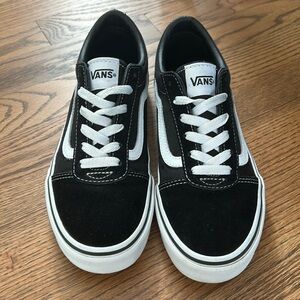 Vans Women's/Youth Ward Sneaker